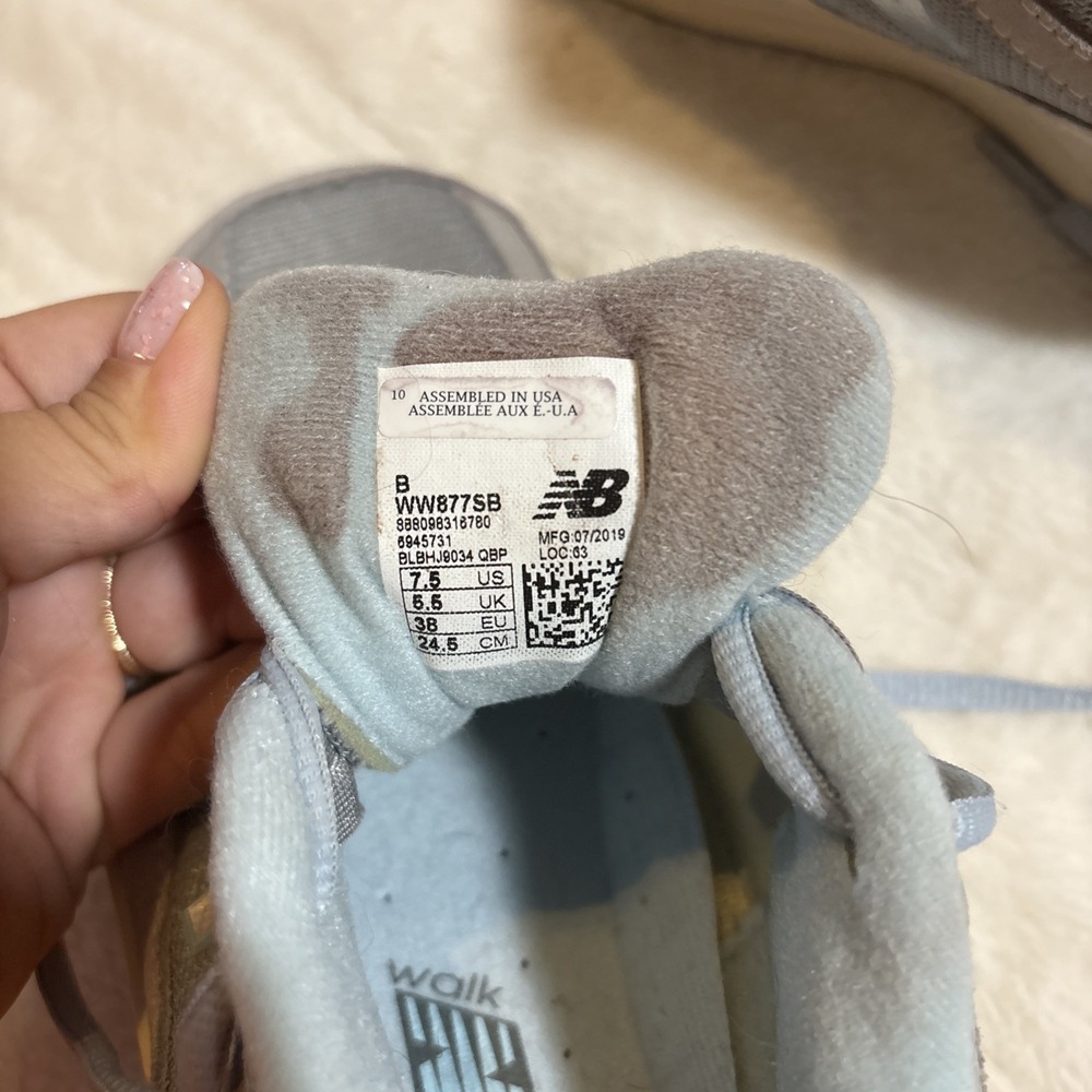 New Balance Size 7.5 Walking Shoe Women's Silver Blue Athletic Tennis Sneaker - Picture 6 of 11